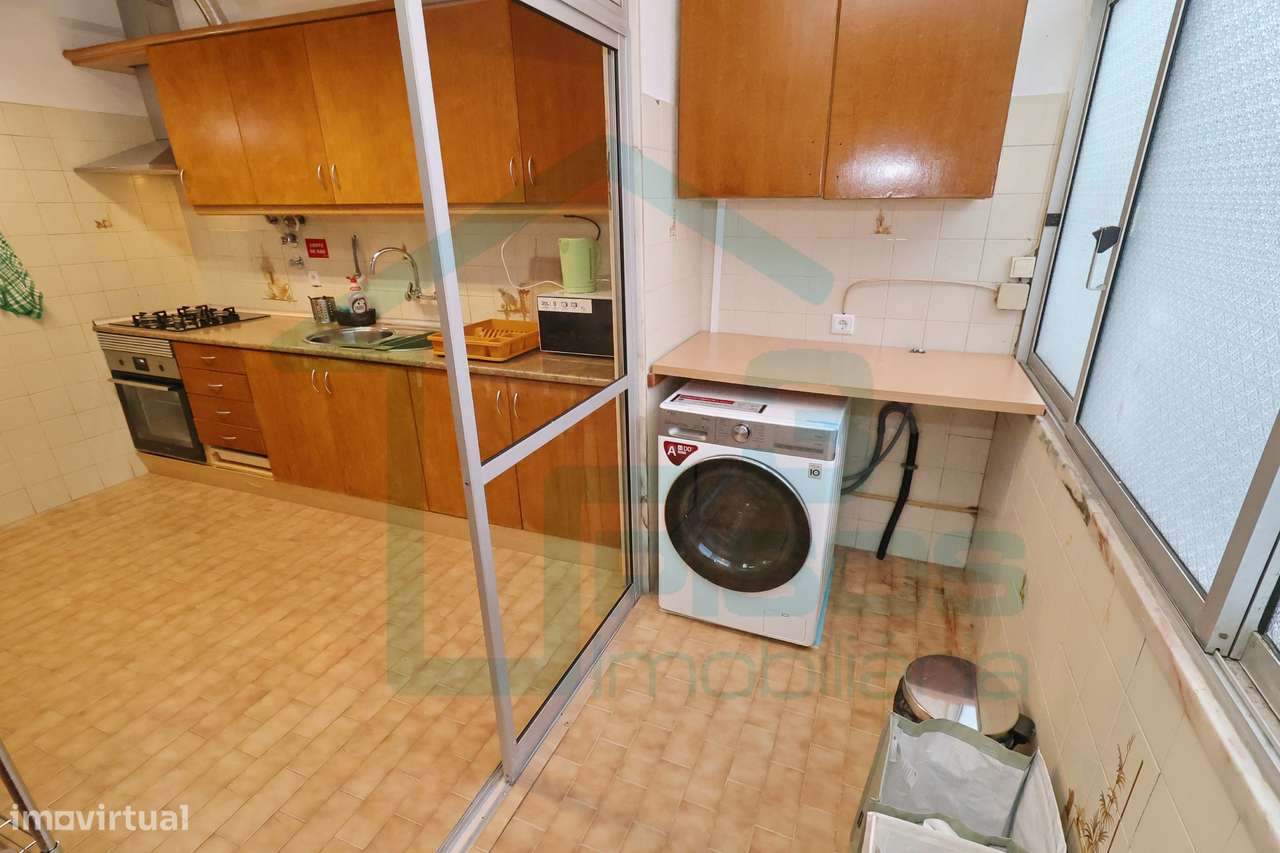 Quarto suite para arrendar, equipado, mobilado e com terraço - Grande imagem: 4/16