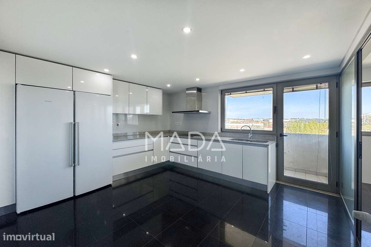 Apart. T4 duplex de luxo na zona da Exponor em Matosinhos, Porto-15