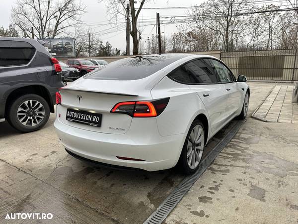 Tesla Model 3 Langstreckenbatterie Allradantrieb Dual Motor Performance - 5