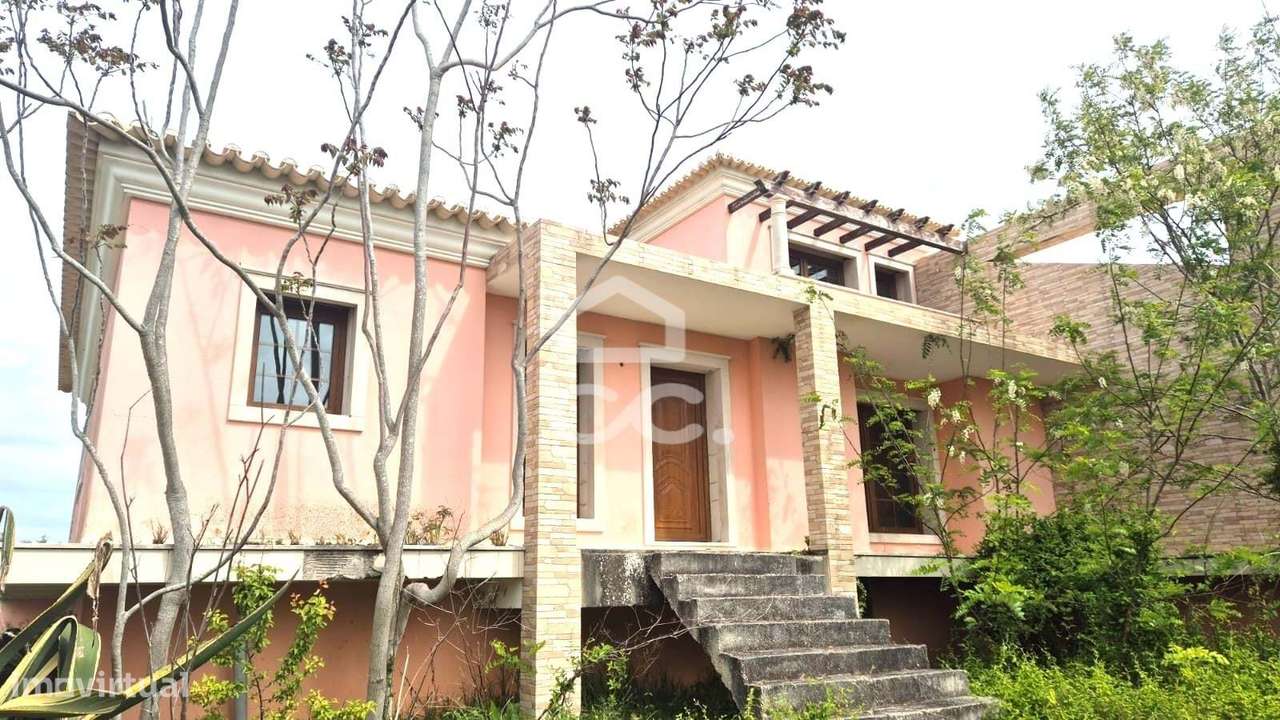 Moradia V3 para restauro-0