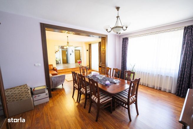 Casa 8 camere, 326 mp utili, teren 835 mp – cartier Rovine-Lapus Arg-17