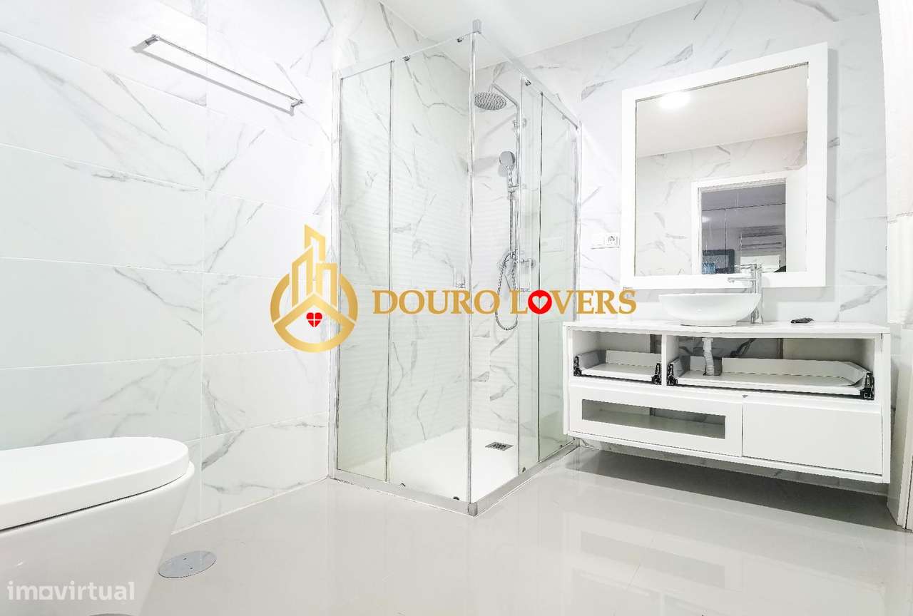 Moradia T4 com Piscina e Jardim em Ferreira - Paços de Ferreira-28