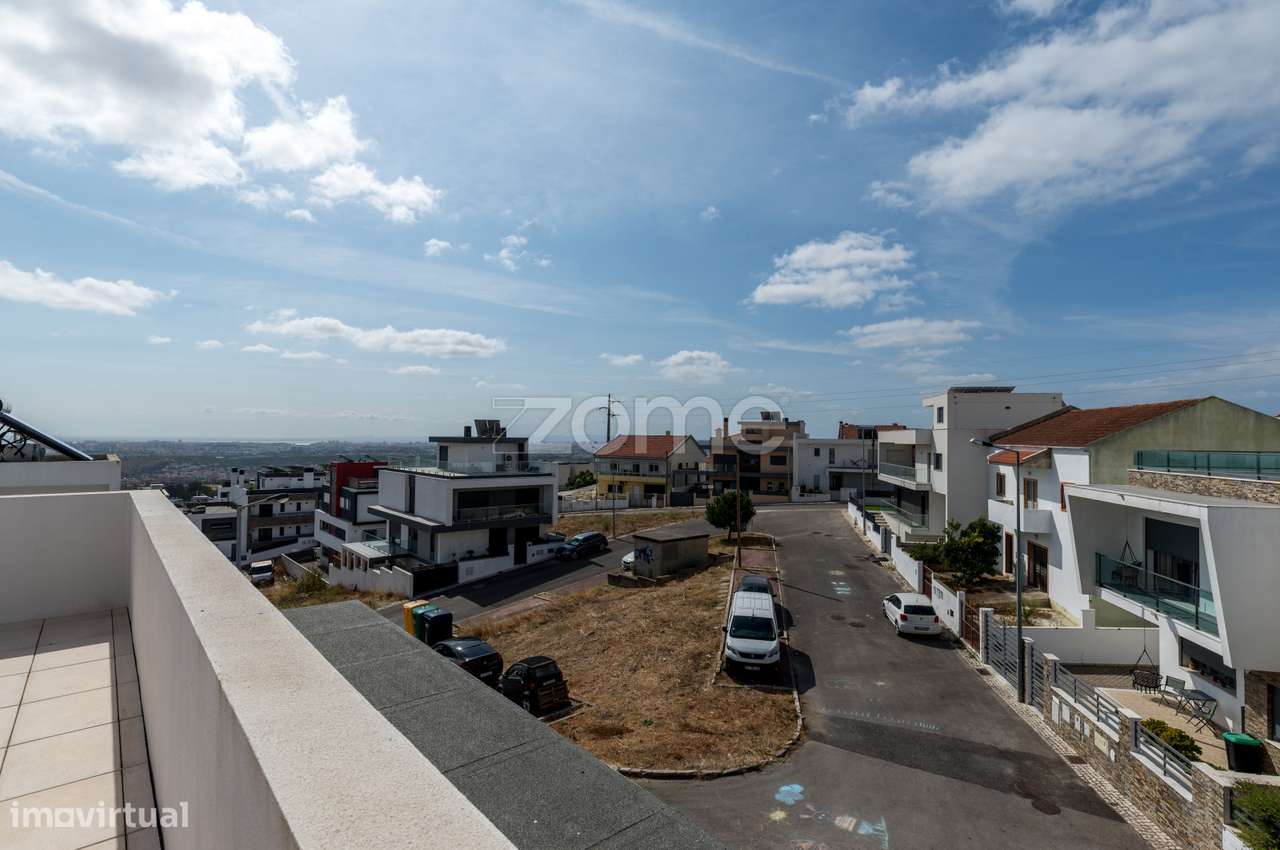 Moradia T4 Bª São Sebastião - Famões-57