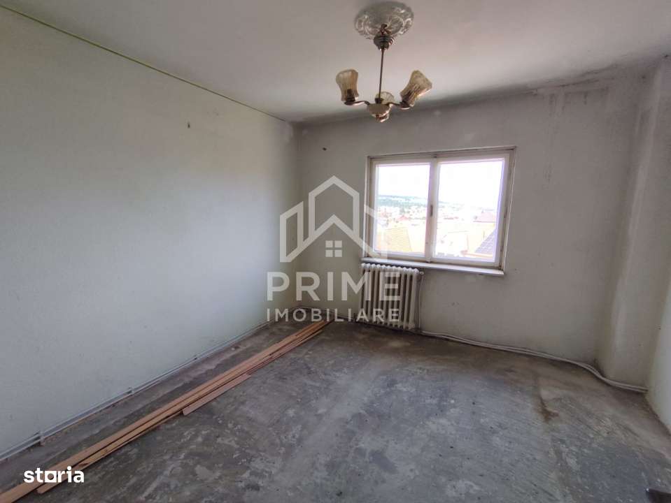 Apartament 3 camere, 87 mp, zona Cugir - Imagine principală: 4/6