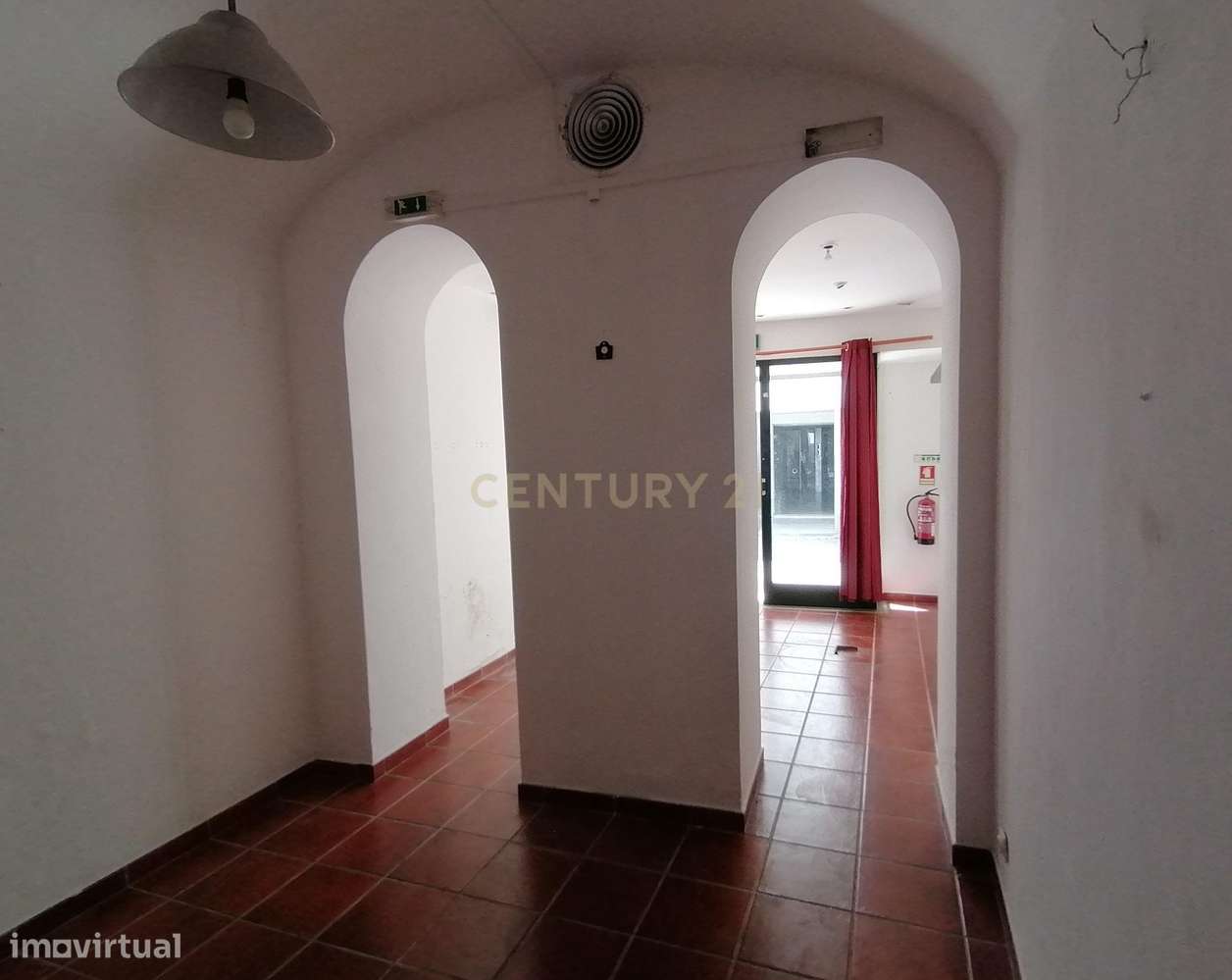 Espaço para arrendamento destinado a comercio e serviços, Évora - Grande imagem: 5/9