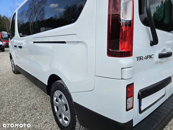 Renault Trafic - 18