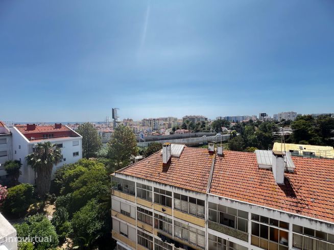 T2 com 90m² | Totalmente Remodelado com Acabamentos de Luxo – Sacavém-6