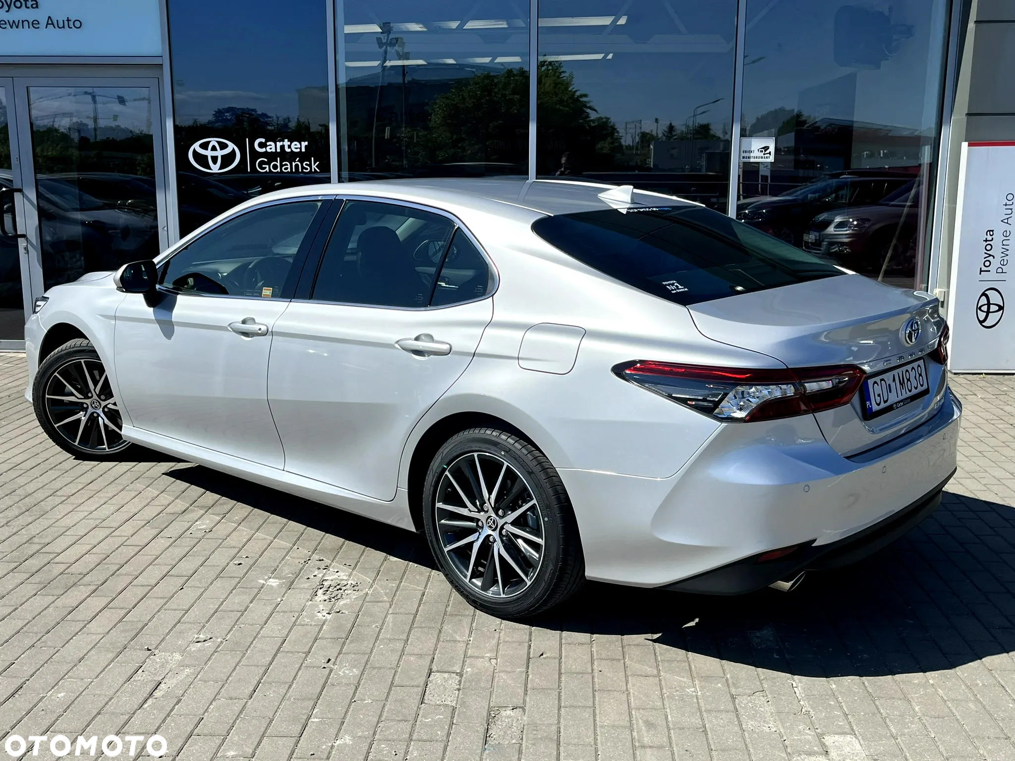 Toyota Camry - 7