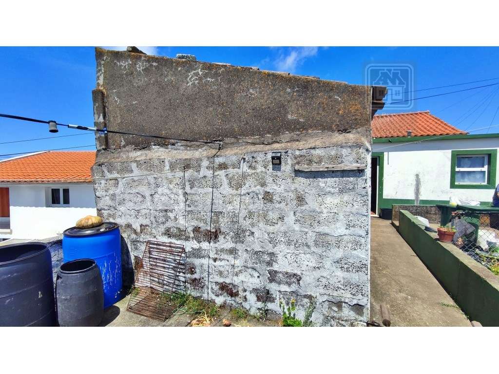 VENDA de CASA - MORADIA com Jardim, Entrada Lateral e Quintal - Fen...-34