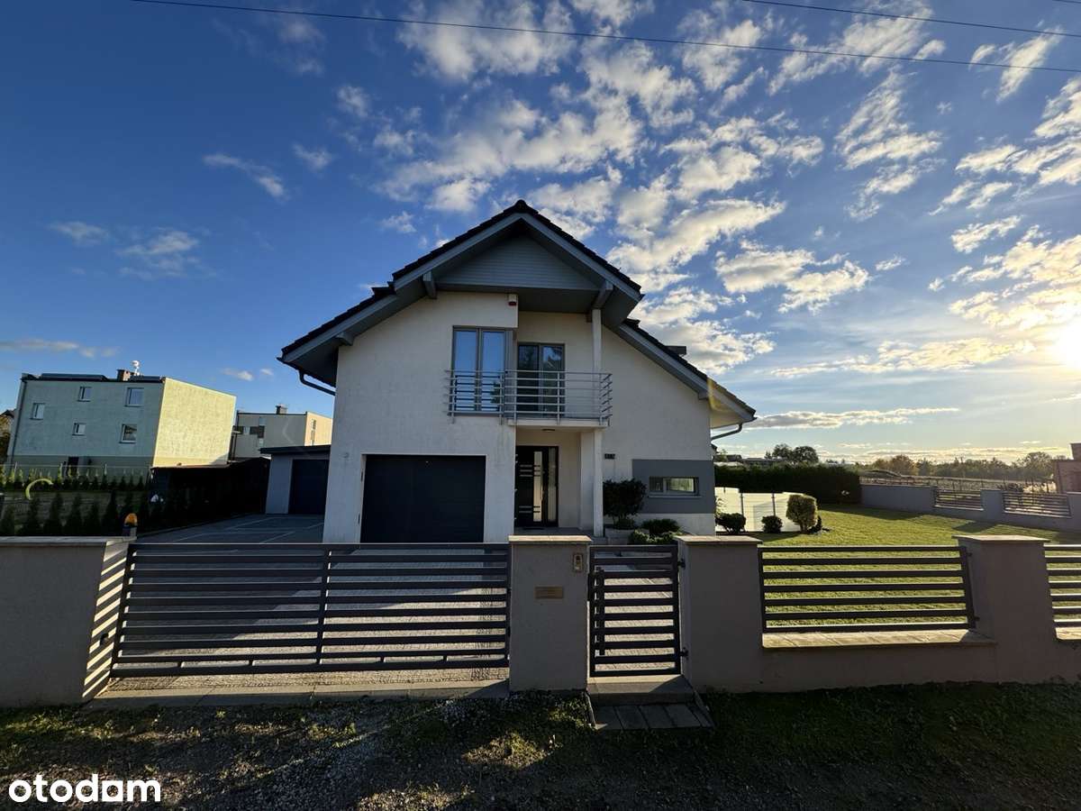 Dom wolnostojący 198 m² - Mrzezino - działka 915m² - do wprowadzenia - Pełny obrazek: 5/20