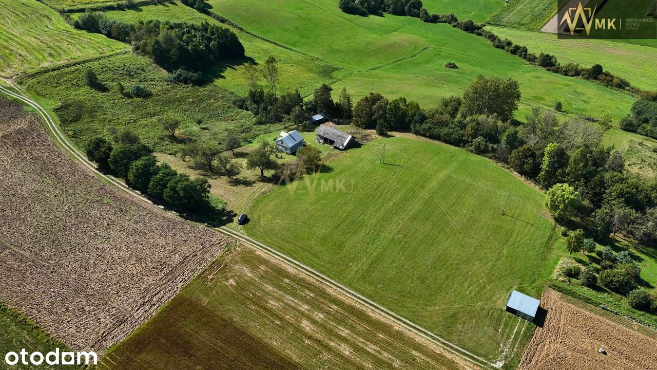 Dom z potencjałem i dużą działką w Lubczy!-6