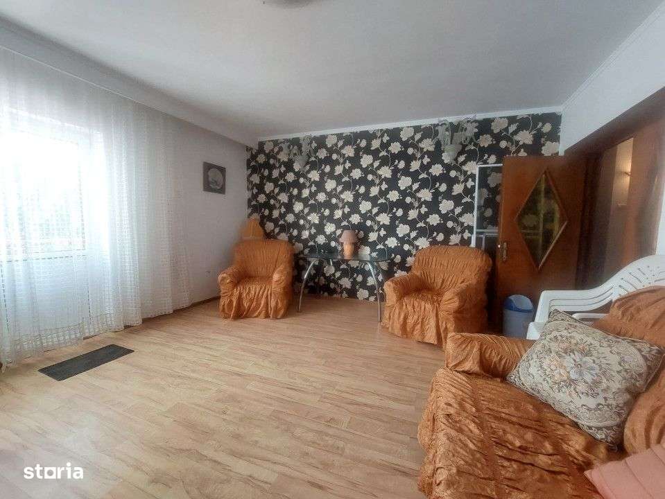 CASA 9 CAMERE  |  AGIGEA  | PESCARIA LUI MATEI - Imagine principală: 5/14