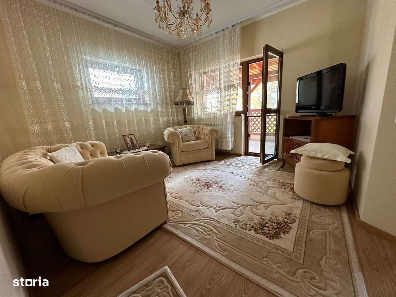 Casa de vanzare Chiajna-Rosu (locatie excelenta)-1