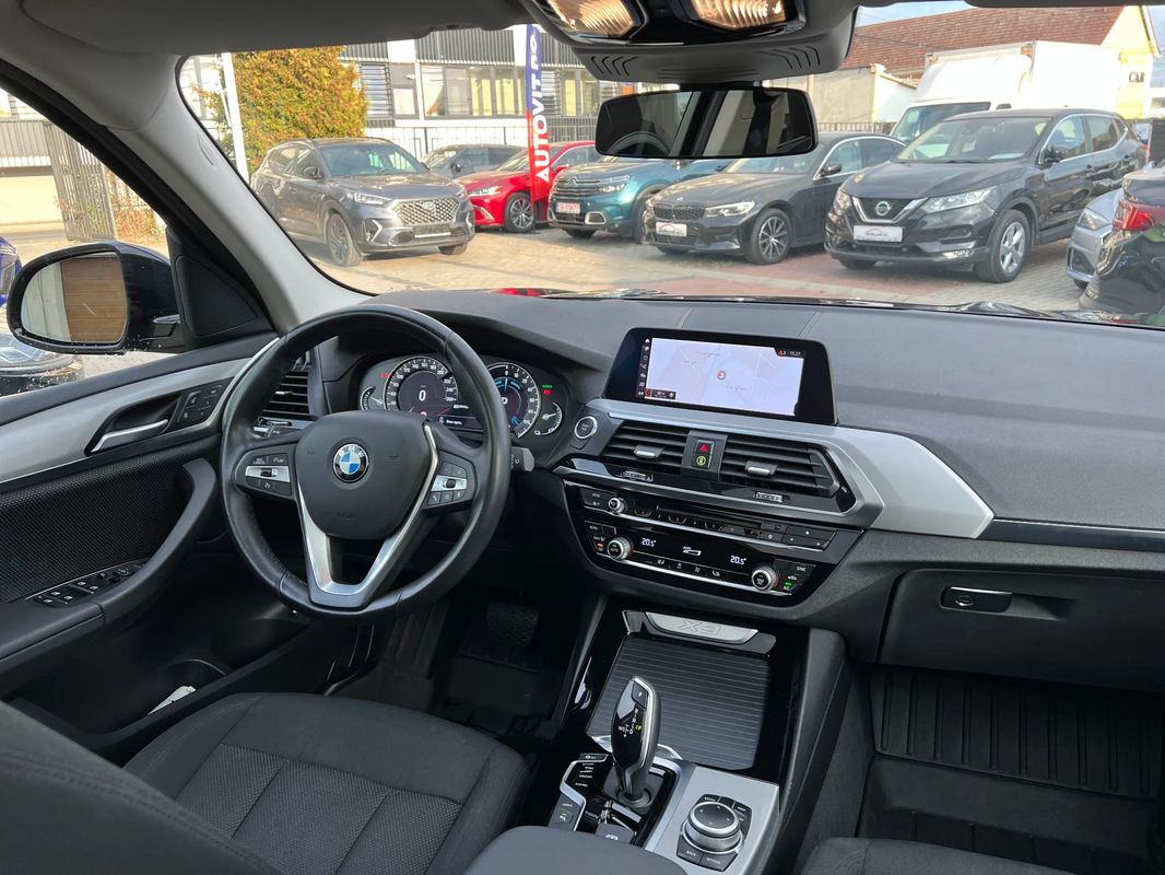 BMW X3 xDrive30e AT PHEV - 17