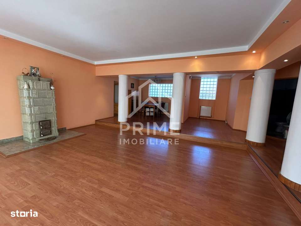 Casa de vanzare , 200 mp , Zona Sebes - Imagine principală: 5/8