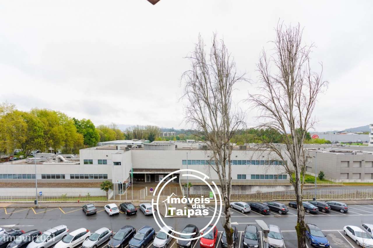 Vende-se T2 Junto às Escolas - Caldas das Taipas-16