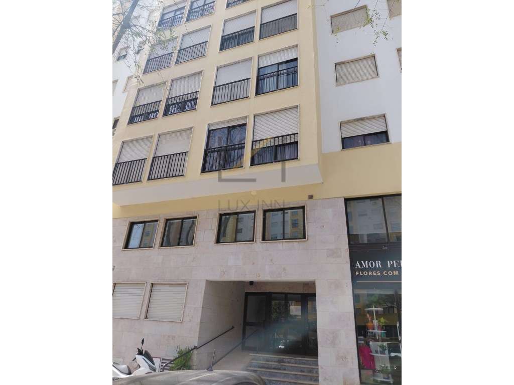 Apartamento T3 Venda Setúbal-14