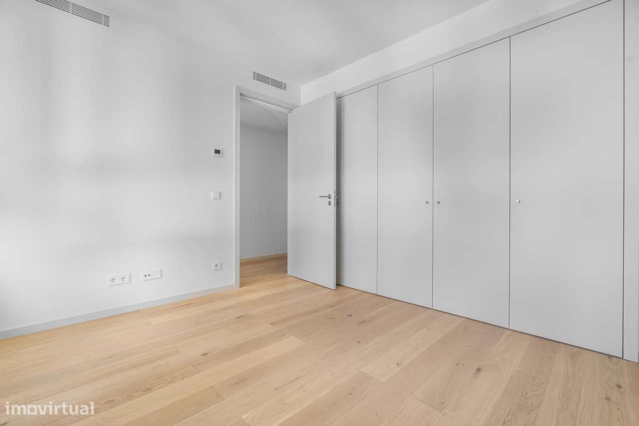 Apartamento T4 com piscina, Parque das Nações, Lisboa-19