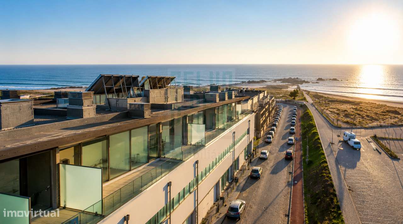 Moradia T3 de Luxo com Vista Mar | Praia da Agudela | Condomínio Fech-2