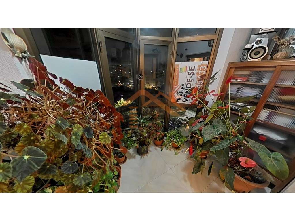 Reservado!
Apartamento T2 em excelente estado de conservação, com ... - Grande imagem: 5/27