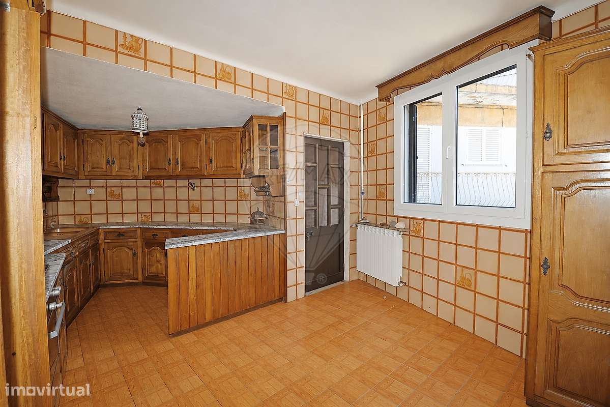 Moradia T4 para venda-3