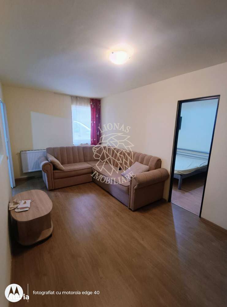 Apartament cu parcare de închiriat 44.5 mp, 2 camere,strada Florilor F - Imagine principală: 3/5