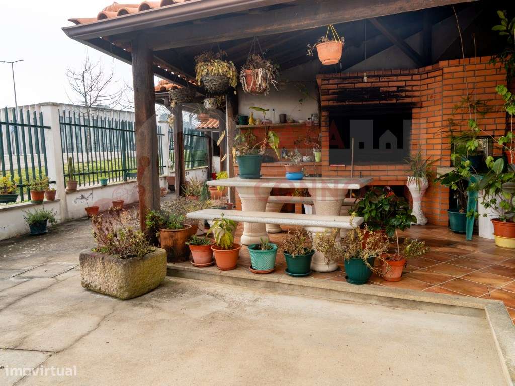 Imóvel Multifuncional com Elevado Potencial de Rentabilidade-23