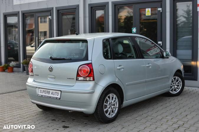 Volkswagen Polo 1.4 TDI Comfortline - 6