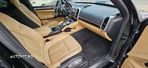 Porsche Cayenne Diesel Tiptronic S - 32