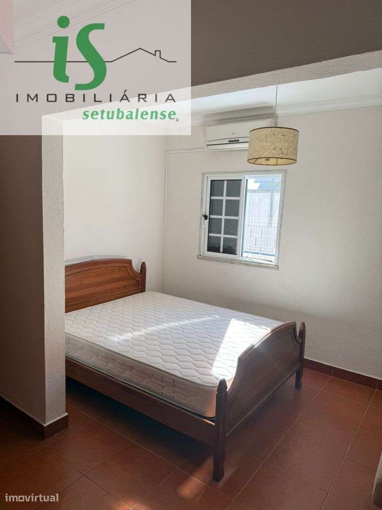 MORADIA T4 NO CENTRO DA COMPORTA ( A  POUCOS PASSOS DO HOTEL E DAS PRA-8