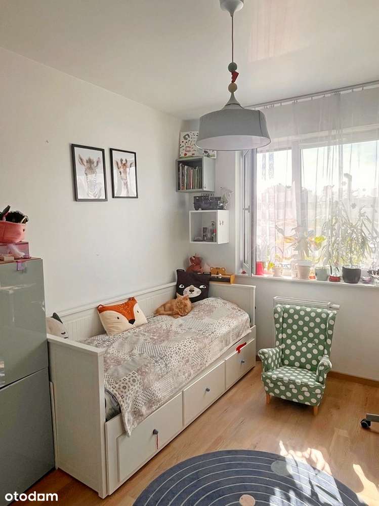 Balkon / 4 Pokoje / Garaż / Piwnica-9