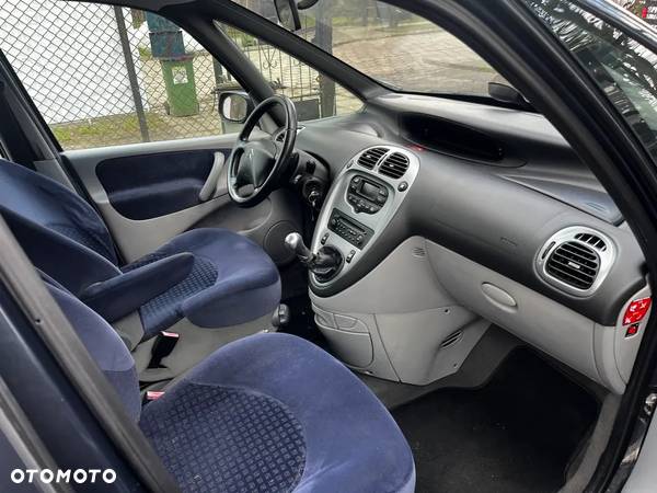 Citroën Xsara Picasso 1.6 Confort - 12