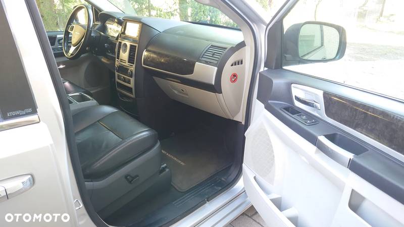 Chrysler Grand Voyager 3.8 V6 Limited - 14