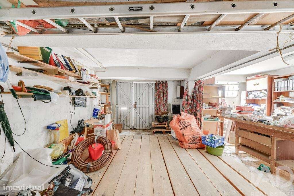 Parque de Estacionamento / Garagem / Box em Queluz e Belas de 55,00 m2 - Grande imagem: 5/12