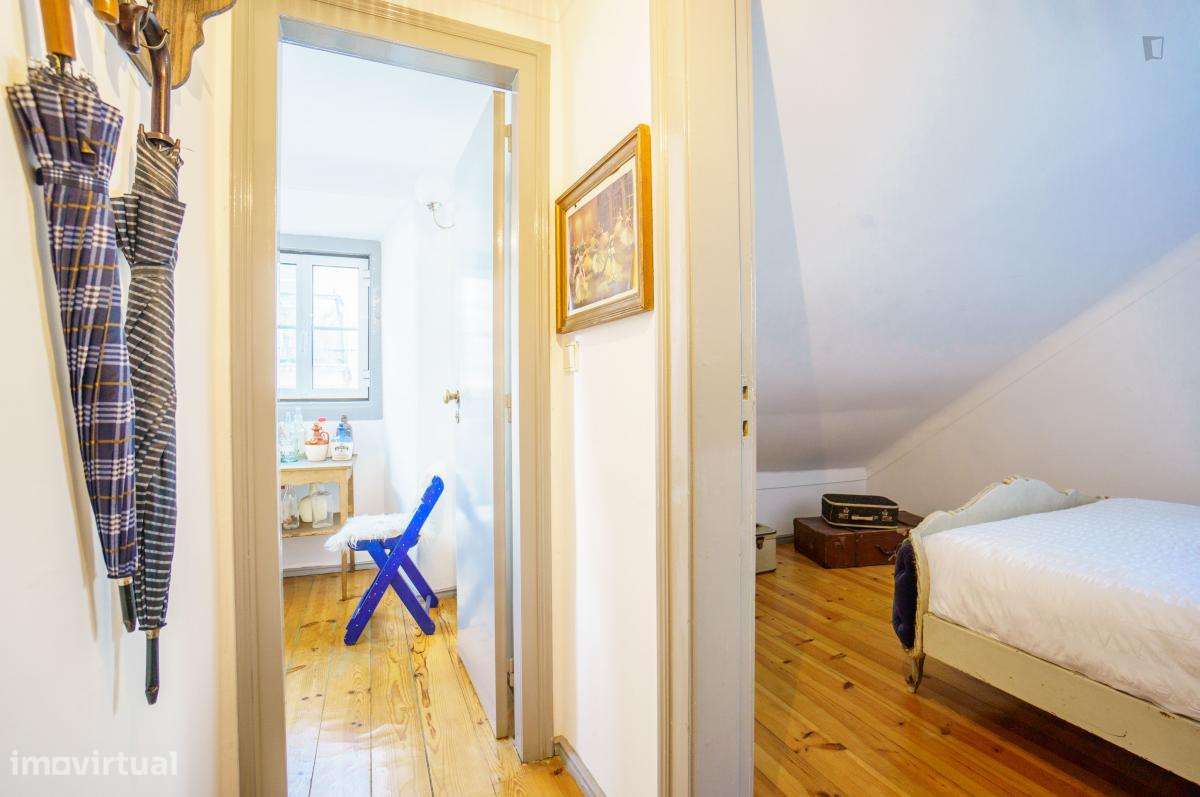 Quarto - localizado em Bairro Alto Lisbon - Grande imagem: 2/10