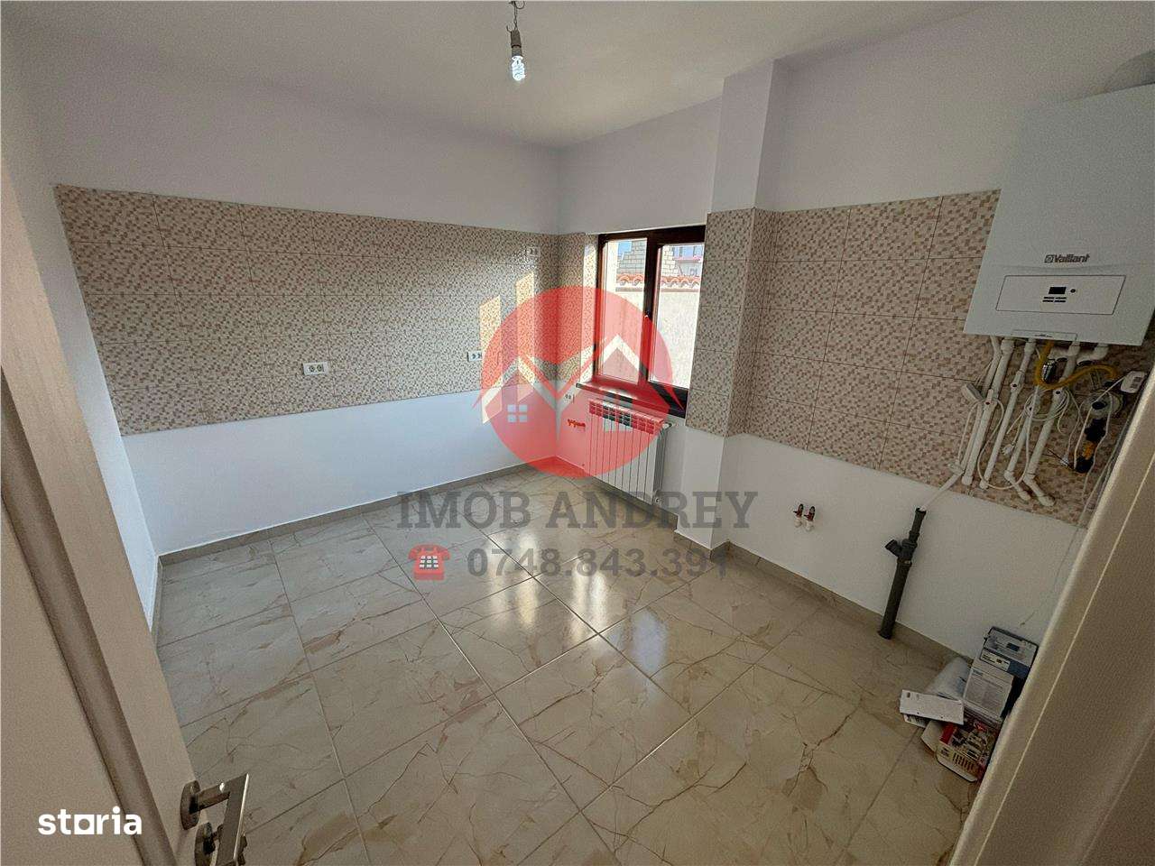 Vila 9 Mai cu vedere la Lacul Casla priveliste superba si ponton priva - Imagine principală: 5/16