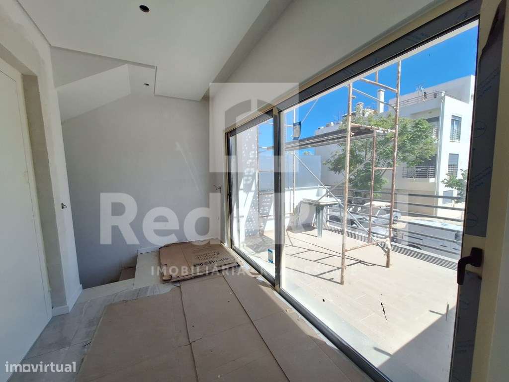 Moradia T3 em construção em Moncarapacho-13