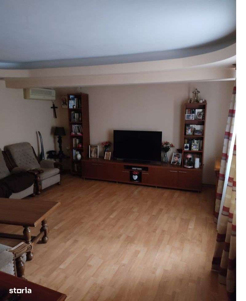 Vila 5 camere  zona Brancoveanu, Piata Sudului - Imagine principală: 4/11
