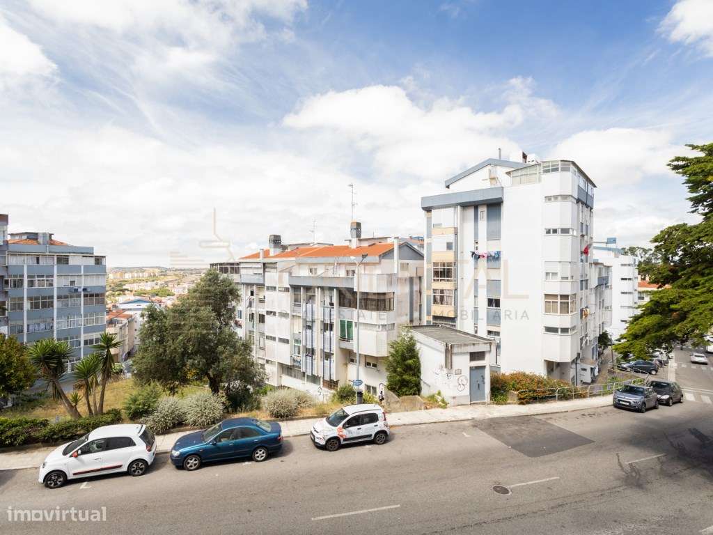 Apartamento T2+1 em Rio de Mouro-20