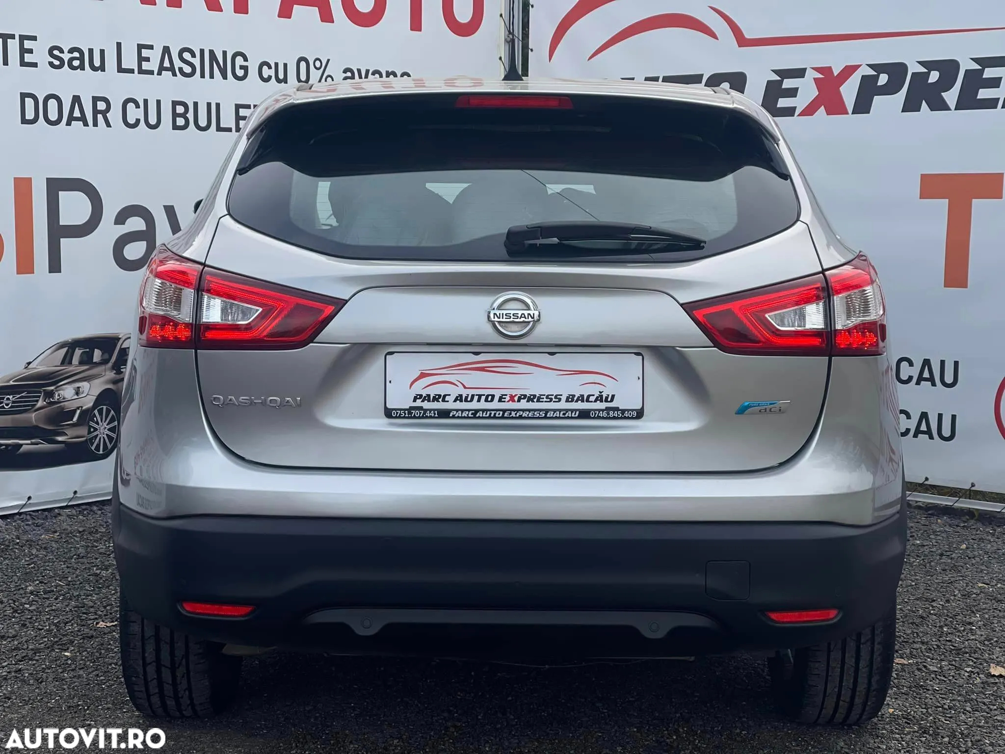 Nissan Qashqai 1.5 dCi ACENTA - 4