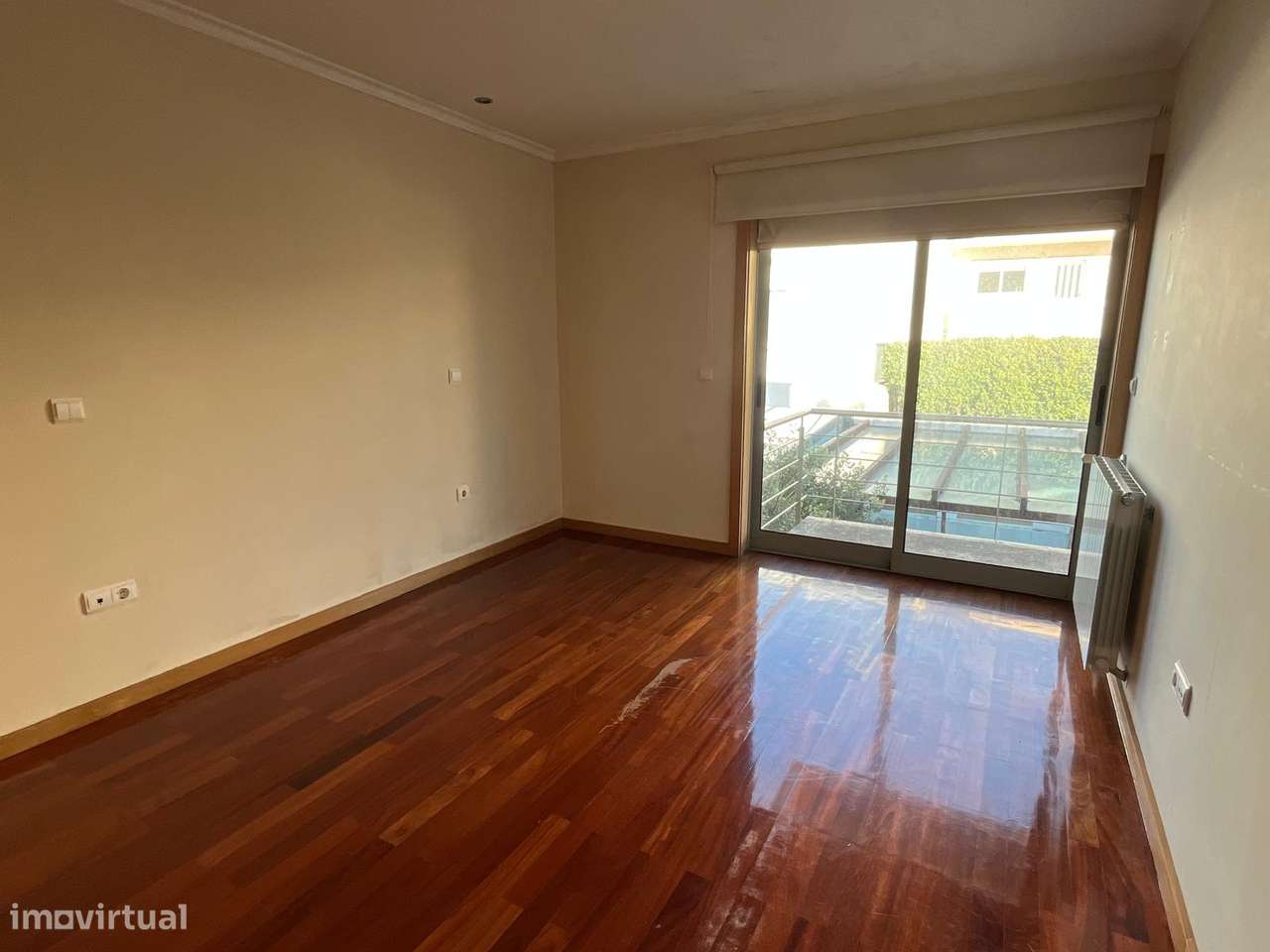 Geminada com piscina, garagem e terraço em Canidelo-32