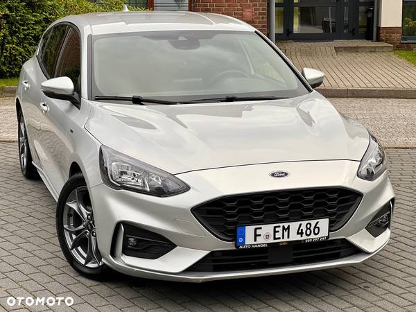 Ford Focus 1.0 EcoBoost mHEV ST-Line X - 14