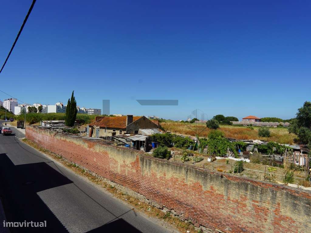 Prédio com 6 Apartamentos para Reabilitação em Marvila, Lisboa-4