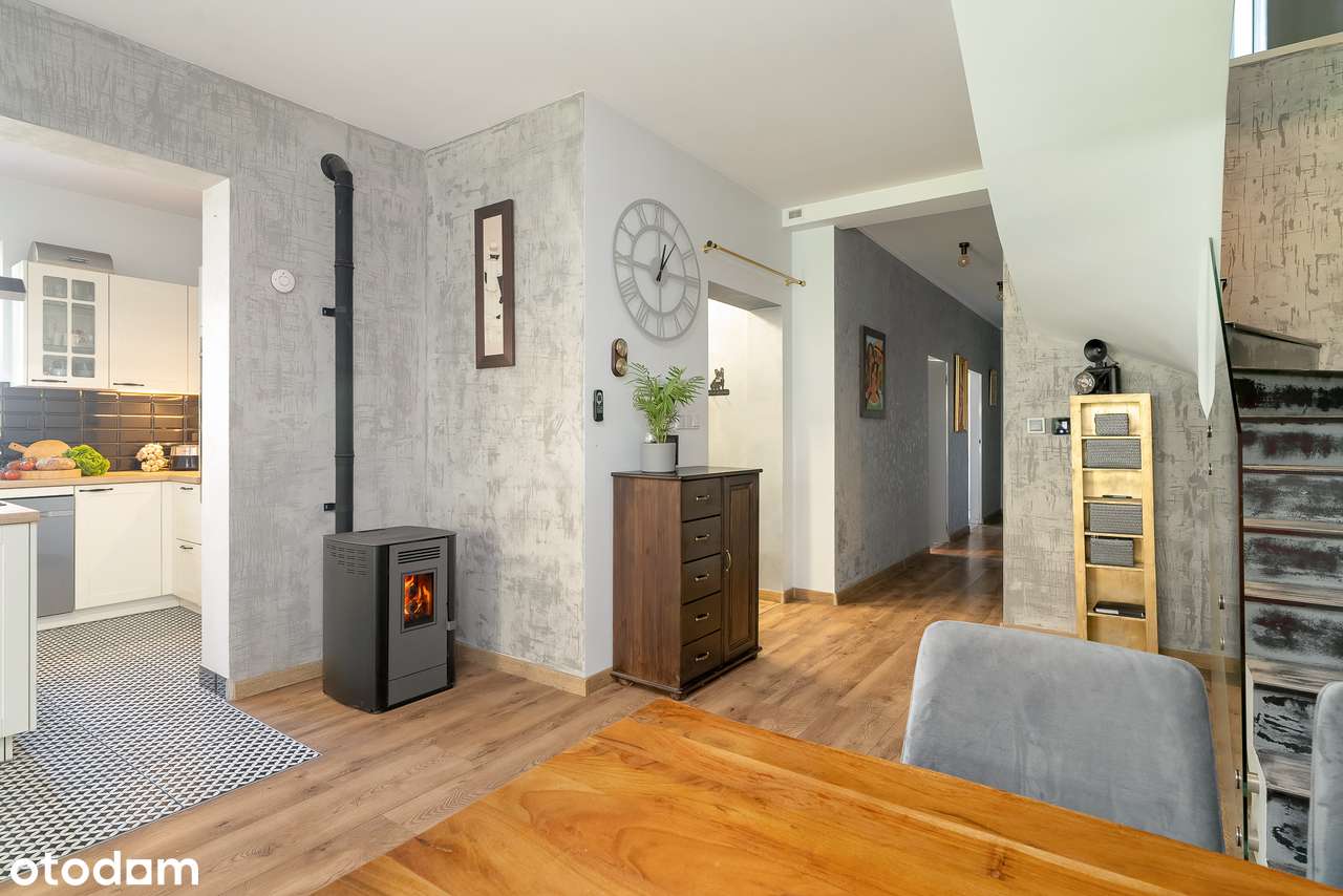 Przestronny bliźniak z prywatną furtką do lasu. - Pełny obrazek: 5/18