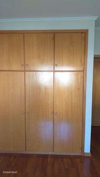 T2 + office Francelos piscina 2kms Miramar condomínio fechado - Grande imagem: 4/11