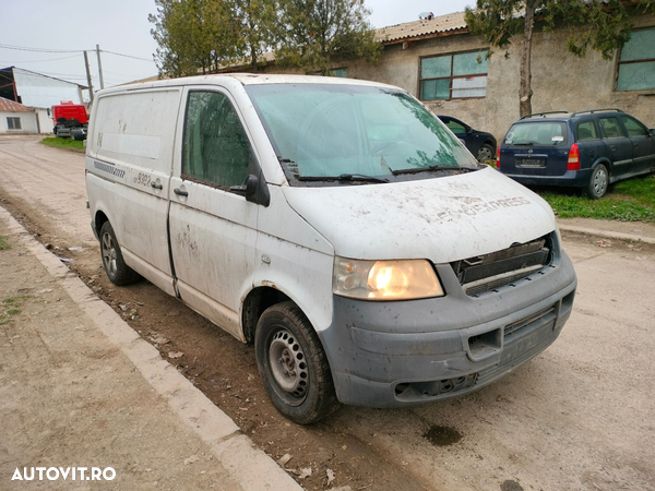 Dezmembrari  VW TRANSPORTER Mk 5 / T5 / caravelle  2003  > 0000 1.9 T - 4