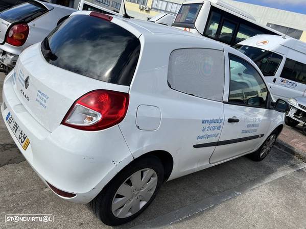 Renault Clio 3 1.5 dci ano 2009 para peças - 4