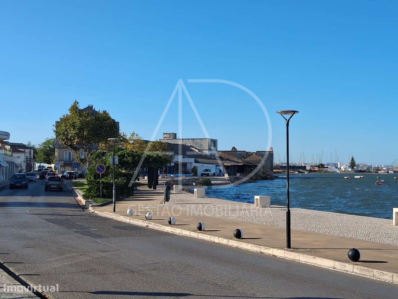 Apartamento T3  Amora – Espaço, Luz Natural e Localização Privilegiada - Grande imagem: 2/3