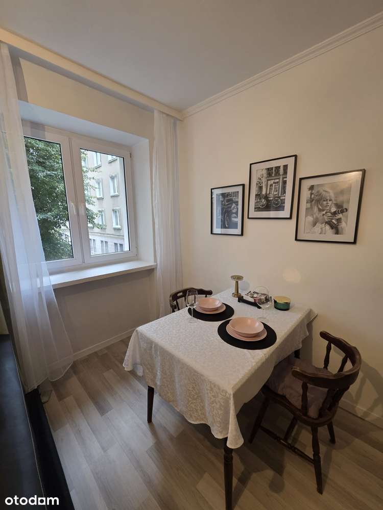 Przestronne mieszkanie 36,7 m² z osobną kuchnią i komórką w cenie.-11