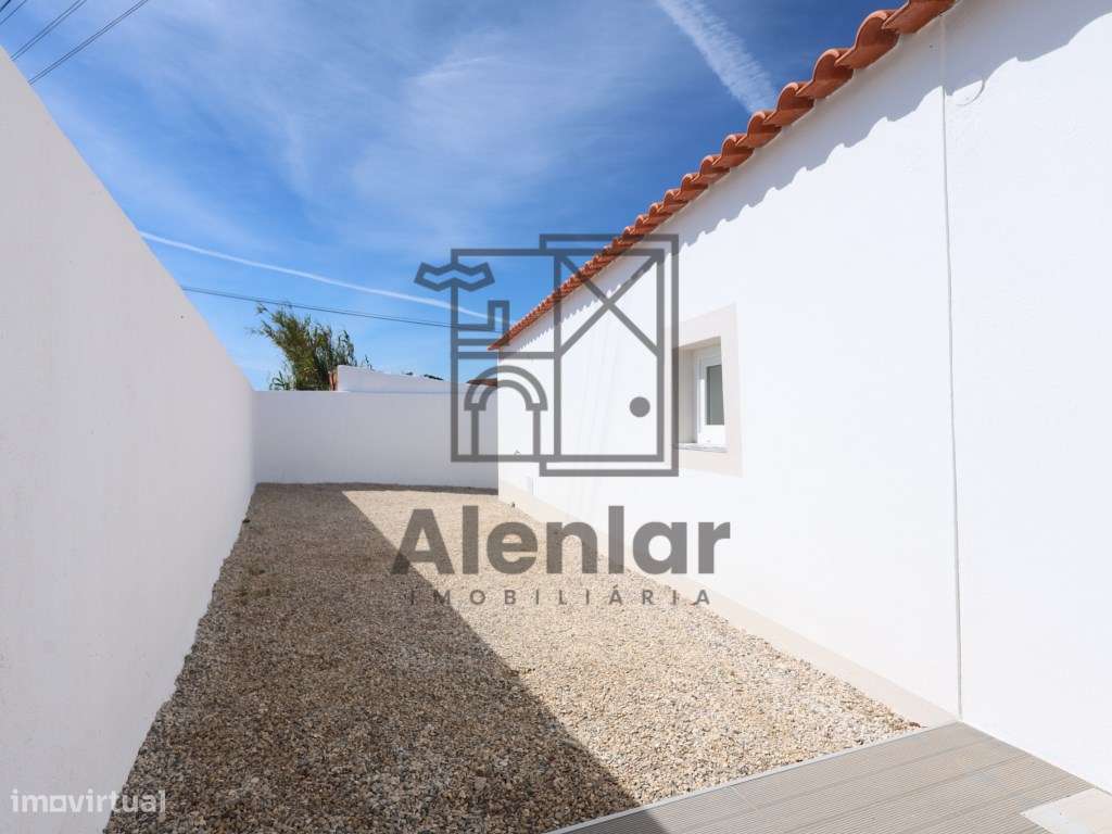 MORADIA T1 NOVA em Alenquer-24